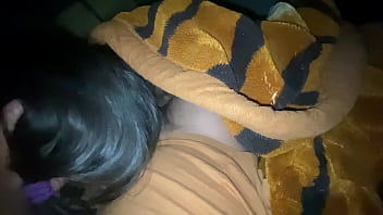 Preview 4 of Xxx Mother Sex Video - Que haces ? quieres que te de unos masajes? dialogos en espa&ntilde_ol con mi best