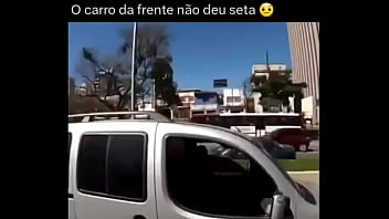 Preview 4 of Mind Games - neg&atilde_o socando no branquelo enquanto branquelo fica em cima da bicicleta e quase cai em de cara no outro
