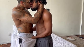 Preview 1 of Lil Chica Anal - Primeira vez fodendo com meu vizinho