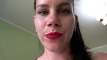 Preview 1 of Queensnake Pussy Whipping - Sexy Giantess Anna plays with a tiny man 4K