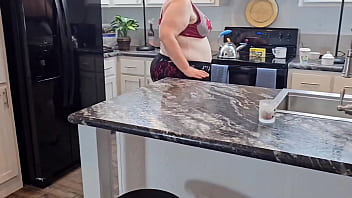 Preview 1 of Gaanny Mom - The plumber got distracted and drained his pipe on the female customer Pussy,  instead of fixing the plumbing problem.