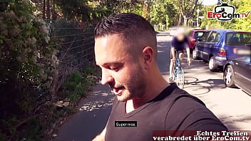 Preview 1 of Ny Xxx Videos - kleine 18 j&auml_hrige touristin Studentin verf&uuml_hrt auf der Stra&szlig_e zum outdoor Sex