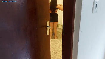 Preview 3 of Grlrep Andunxxx - amiga gostosa vai se trocar para balada e eu vejo ela na porta!