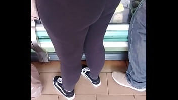 Preview 3 of Anal Fury - Madura en la calle