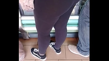 Preview 4 of Anal Fury - Madura en la calle