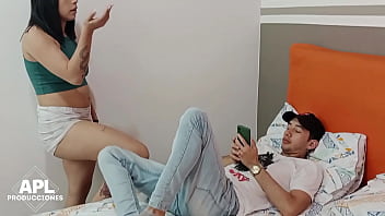 Preview 1 of Asia Lesbian Orgy - Me gusta masturbarme oliendo los pantys de mi hermanastra,  pero esta vez mi fantasia se hizo realidad - Parte 1