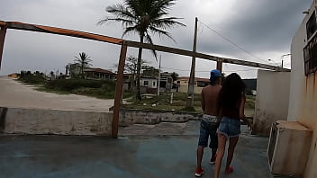 Preview 1 of Culadia Kelly - Joao O Safado meu o ferro na Novinha na beira da praia - Manoella Fernandez