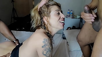 Preview 2 of Sauna Tarto - Casada dando pra geral