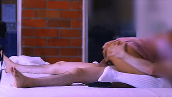 Preview 4 of Samol Doy Big Girl Xxx Viodes - Madrastra y el compa&ntilde_ero de su hermanastrastro en el motel en el que se escaparon a vivir su aventura.