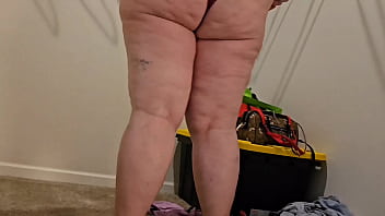 Preview 1 of Sax Video Hp - The neighbor unable to find his lost dog,  gave me a load of warm welcome to the community (big ass) stranger massive cum load
