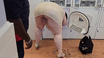 Preview 3 of Cura Pusi Kurac - The service technician arrived to repair the  machines,  but he thought servicing me was a better idea