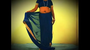 Preview 1 of Shemale Grudge Fucks A Guy - Sexy Indian girl exposing her beautiful body in saree