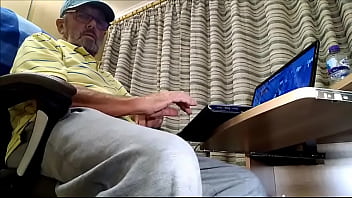 Preview 1 of Kumi 1 - WORKING FROM HOME. Staring Bengeeman.