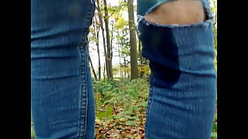 Preview 4 of Www Xnxxtmil - zerrissene Jeans vollgepisst