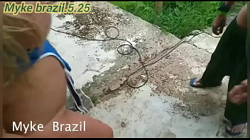 Preview 3 of Shamna Kasim Sex Videos Woman - Fui pintar a casa da In&ecirc_s Ventura mais ela falou k nao tinha grana para me pagar ent&atilde_o ela me pagou com sexo eu adorei a patroa e uma delicia v completo no Red e no sheer