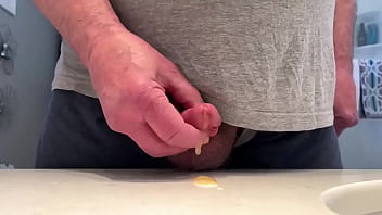Preview 2 of Americ Xxx - 72 years old and still able to jerk out a nice thick load