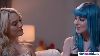 Preview 1 of Gezwungen Zum Sex Mit Feseln - Babe watches busty gf lick another girl