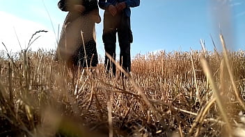 Preview 1 of Jabardasti Sex Video Download - Sexy MILF in a beautiful dress gives me a handjob in the field
