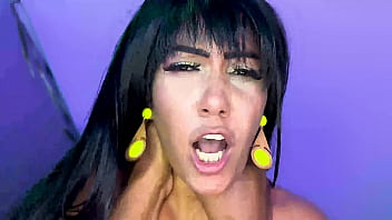 Preview 4 of Chines Sex Women - squirting milf gets all holes extreme stretched
