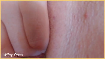 Preview 3 of Moms Anal Kiss - Wifes pussy cum