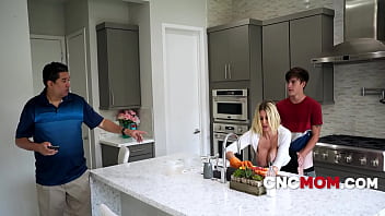Preview 3 of 5year Vietnam Fuck Sex - Free Use Guest Welcome - Brooklyn Chase