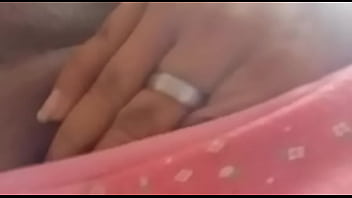 Preview 1 of Pakistani Sexxi Movies - MI ESPOSA SE MASTURBA CON LOS MENSAJES DE WHATSAPP