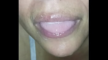 Preview 2 of Father Licking Daughter - Toma leche