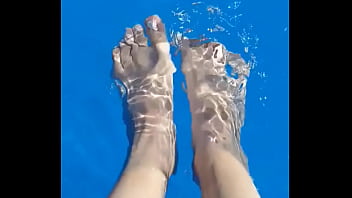 Preview 3 of Chinese Xxx Hds - &iquest_Que tienen tus pies que me gustan tanto? #PiesBonitos#FOOTFETİSH #footfetısh#FelizDomingo#u&ntilde_asblanca...?Da...
