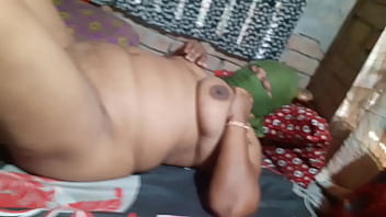 Preview 1 of Newxxxsunny Com - Indian Wife Looks Awesome in Red Hot Saree