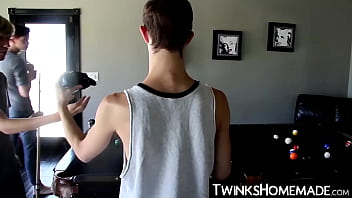 Preview 1 of Sucking Gat - Tattooed hunk Elijah Young invites two friends for hot 3way