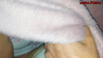 Preview 1 of Touching My Body Game In Brother - isso que acontece quando meia-irm&atilde_ assiste porno,  buceta fica piscando,  branquinha nao resiste bate uma punheta e pede para fuder gostoso ate sua buceta gozar