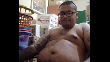 Preview 4 of My Mom Anna - Vaibhav Jerks Off &amp_ Cums Whilst Naked &amp_ Sitting At His Computer