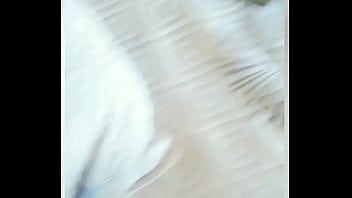 Preview 1 of Xncxxxxxx Eu - Me follo a la novia de mi amigo mientras se ausenta y la ba&ntilde_o en leche de perrito y misionero