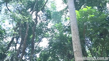 Preview 1 of Thai Girl Vs Monster Cock - Sexo no mato (parte2)  transando no cap&ocirc_ do carro!