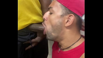Preview 1 of 3 Boys 1 Girl Rep Sex Vedio - ENCONTREI O MARIDO DA VIZINHA BEATA FAZENDO BANHEIR&Atilde_O,  E LOGO CHAMEI PARA CONFERIR AQUELE PICAO.