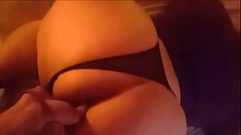 Preview 1 of Mates Love - Lulu bien puta entregando el culo aguanta un extenso anal