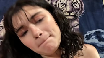 Preview 1 of Anuska Sexvideo - 18YO FIRST TIMER GRACIE GETS FUCKED SHE FEELS THE ITALIAN POUND MACHINE MAXXX LOADZ