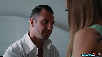 Preview 1 of Xxx Com Big Booty Jeens - Cheating Husband Quinton James Is Seduced By Young Anna Claire Clouds