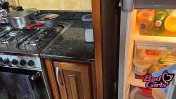 Preview 1 of Ronda Rusvy - Hijastro descubre que su madrastra es puta y la convence para follar