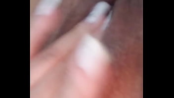 Preview 1 of Granny Chzheck - Novinha provocando parte2