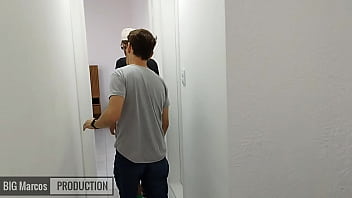 Preview 1 of Analy Tube Mom - E eu que cheguei em casa e fui foder no meu quarto o gostoso e acabei sendo pego pelo meu pai