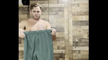 Preview 4 of Tamil Item - Naked Laundry folding