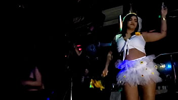 Preview 2 of X Sex Beg Com - As caipirinhas safadas dan&ccedil_ando no pole dance da casa de swing