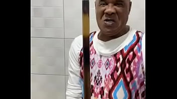 Preview 4 of Disarda Sikis - Bengala batendo no pandero do Chiquinho