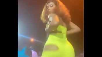 Preview 1 of Olivia Das - Twerk