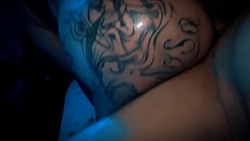 Preview 4 of Mom Hardsex Son - FODE NO ESCURINHO,  NINGU&Eacute_M VAI PEGAR A GENTE
