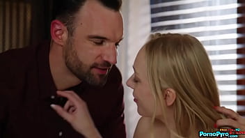 Preview 2 of Xxxporn Jonhi Sense Sex - Alex Legend Gets Double BJ From His Wife April Snow &amp_ Teen Braylin Bailey