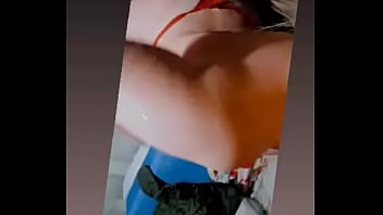 Preview 4 of Big Botty Hot - Quiere pija la rubia florencia