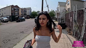 Preview 1 of 2017mam Sex - Big titty newbie Wetty Paradise find Big dick Trouble in NYC