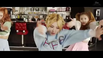 Preview 3 of Rico Cemen - Red velvet - Ice cream cake MV